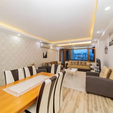 Flat Near Markantalya Mall In Muratpasa Apartment