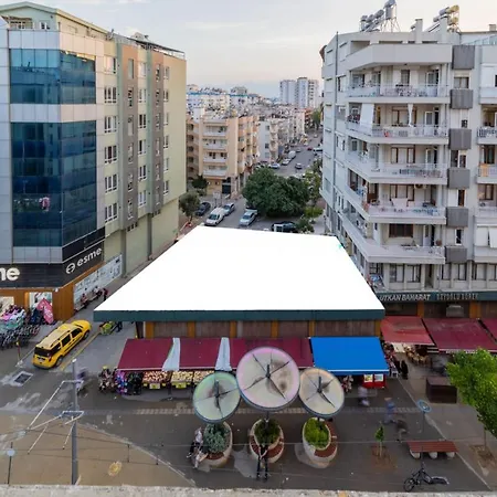 Flat Near Markantalya Mall In Muratpasa Appartement Antalya